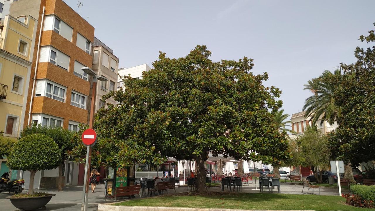 Estudios Placeta Dels Bous - Plaza Constitucion Benicarló Exterior foto